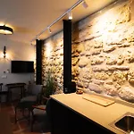 Casinha Antiga Historical Townhouse